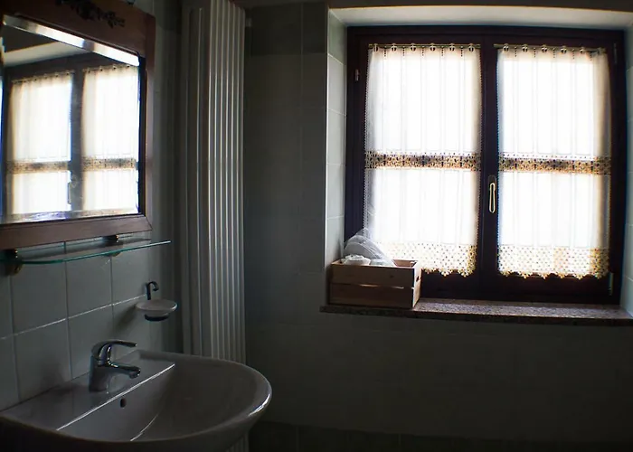 La Ca Veja Monforte dʼAlba